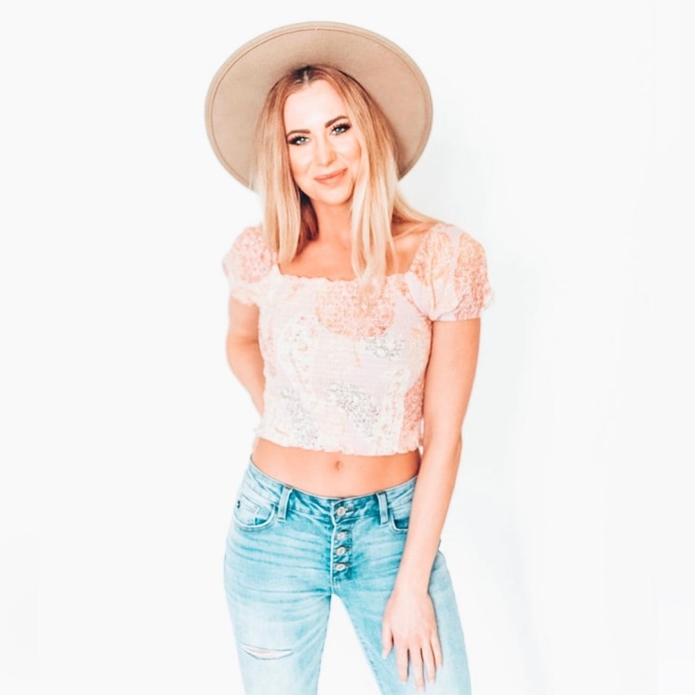 Paisley smocked crop top with puff sleeves